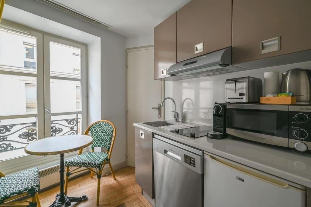 Appartement Paris, Opera 4d...en Plein Coeur De La Parijs
